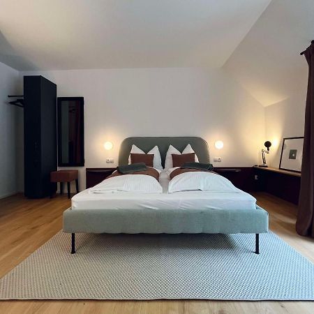 Puchberg Studio-Apartment พุคแบร์ก อัม ชนีแบร์ก ภายนอก รูปภาพ